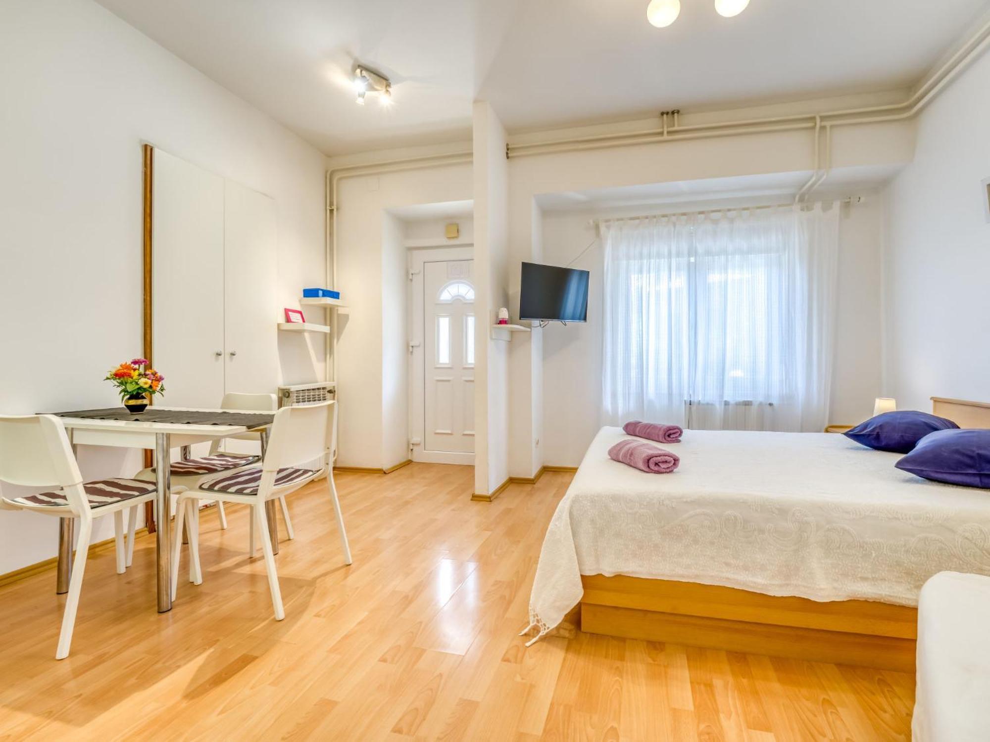 Apartment Emil By Interhome Lovran Bagian luar foto